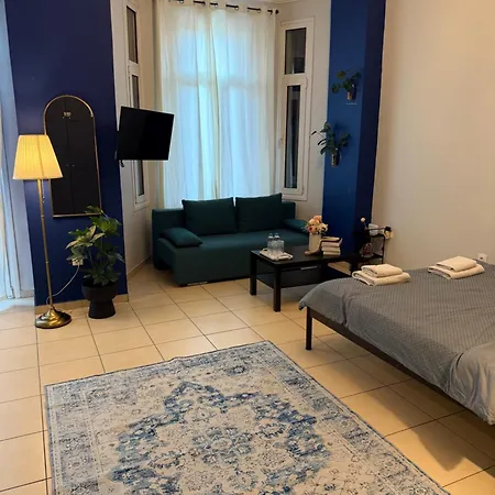 Apartment 9